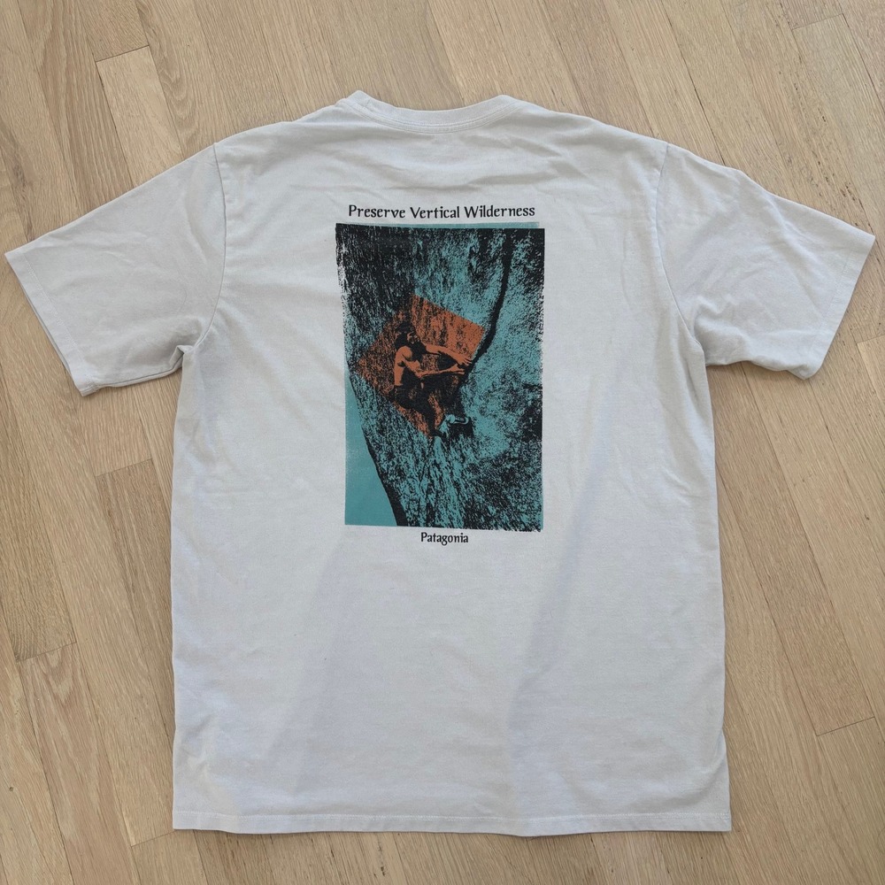 Patagonia Pocket T-Shirt Mens M Gray Good Preserve Vertical Wilderness Graphic